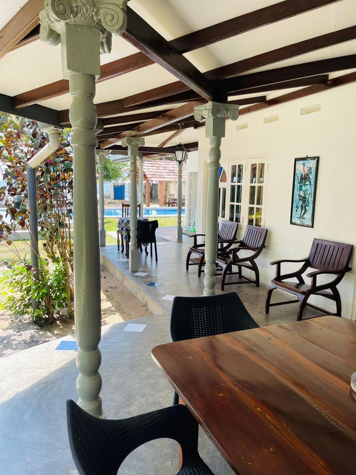 Avin Beach Villa Unawatuna Rom bilde